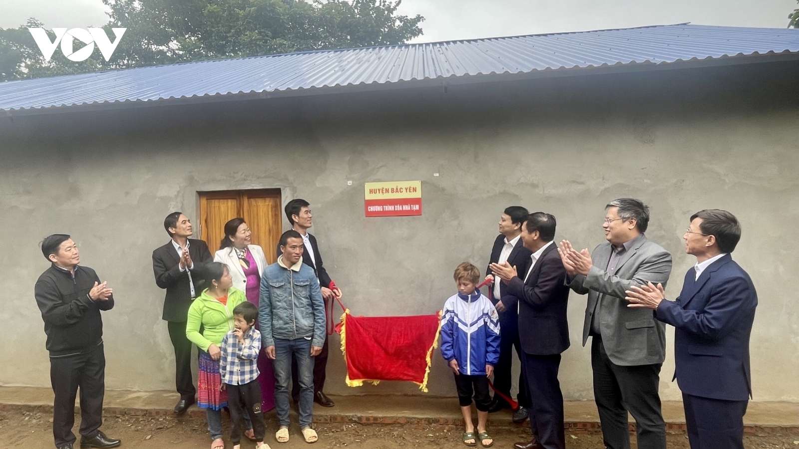 Hoàn thành xóa nhà dột nát cho hộ nghèo ở vùng cao Bắc Yên