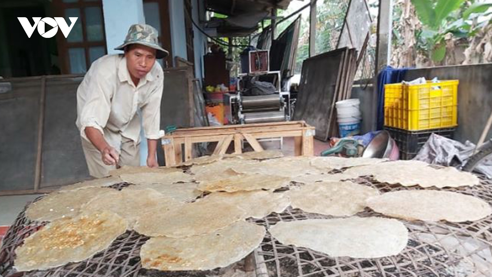 Làng nghề nhộn nhịp đón Tết