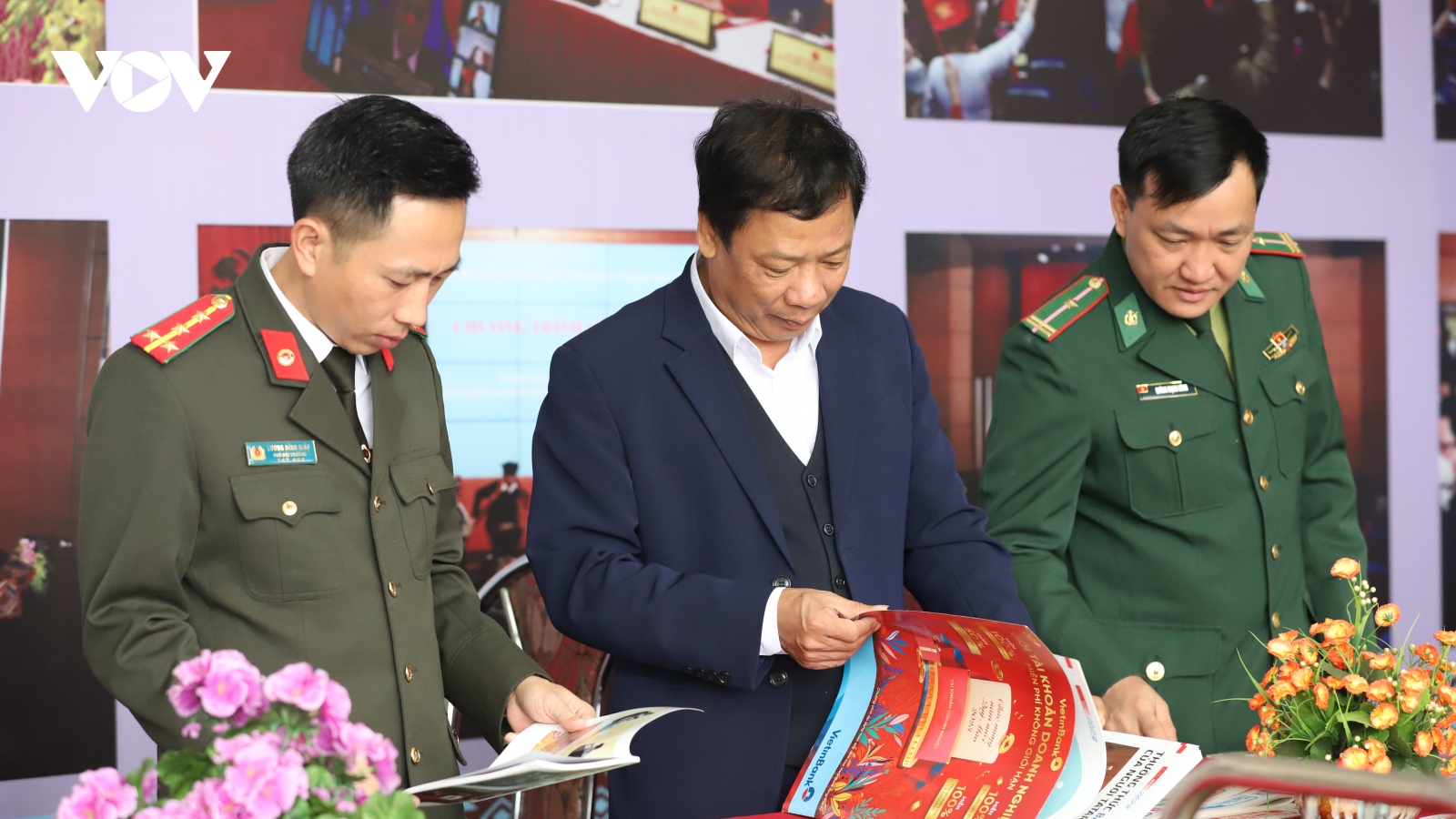Hàng trăm ấn phẩm đặc sắc quy tụ tại Hội báo Xuân Sơn La 2023