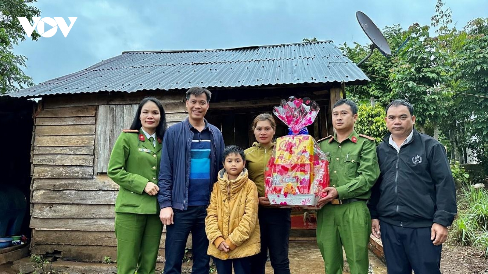 Xuân vui nơi buôn làng kết nghĩa ở Đắk Lắk