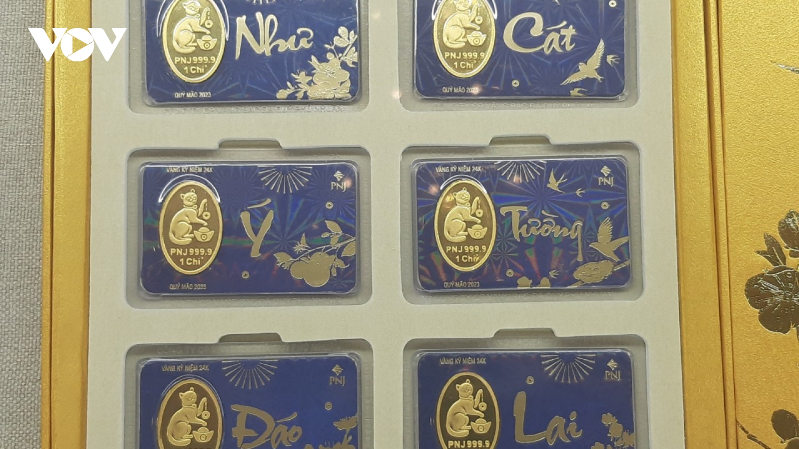 Giá vàng trong nước và thế giới cùng giảm