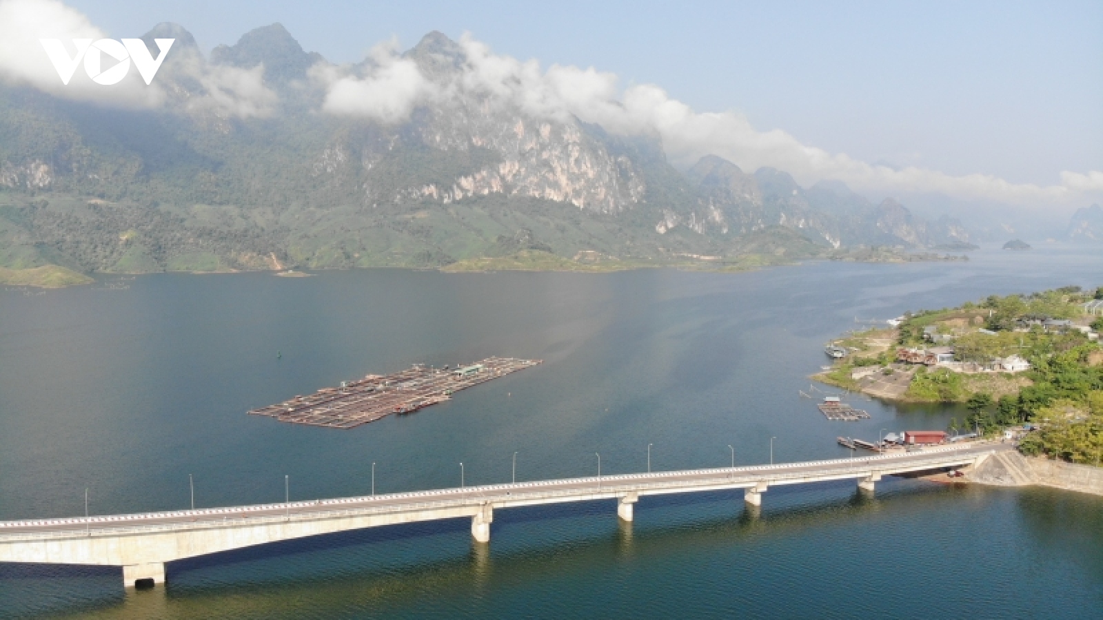 Có một "biển xanh" giữa đại ngàn Tây Bắc