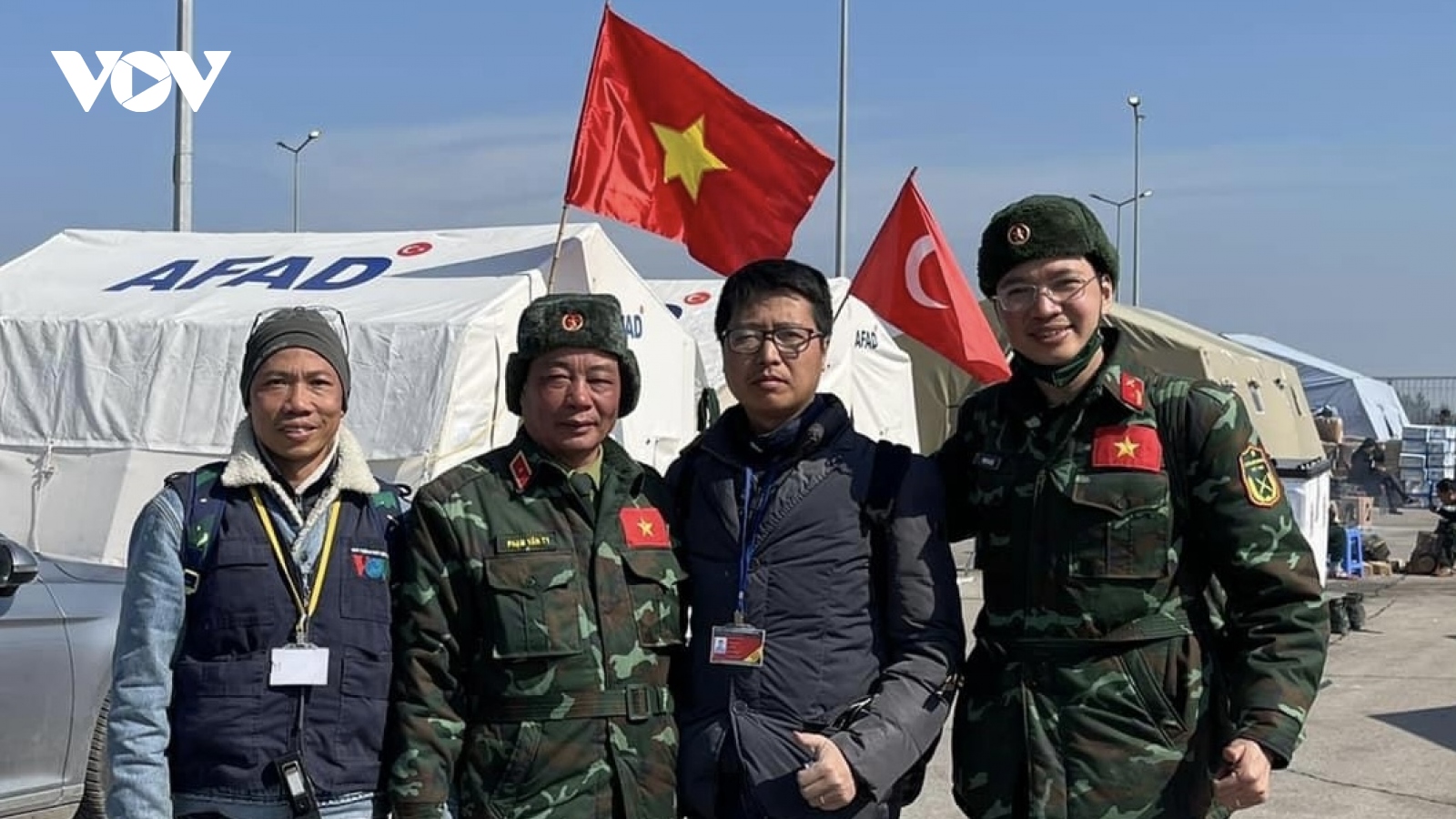 Phóng viên VOV tác nghiệp tại tâm chấn Thổ Nhĩ Kỳ