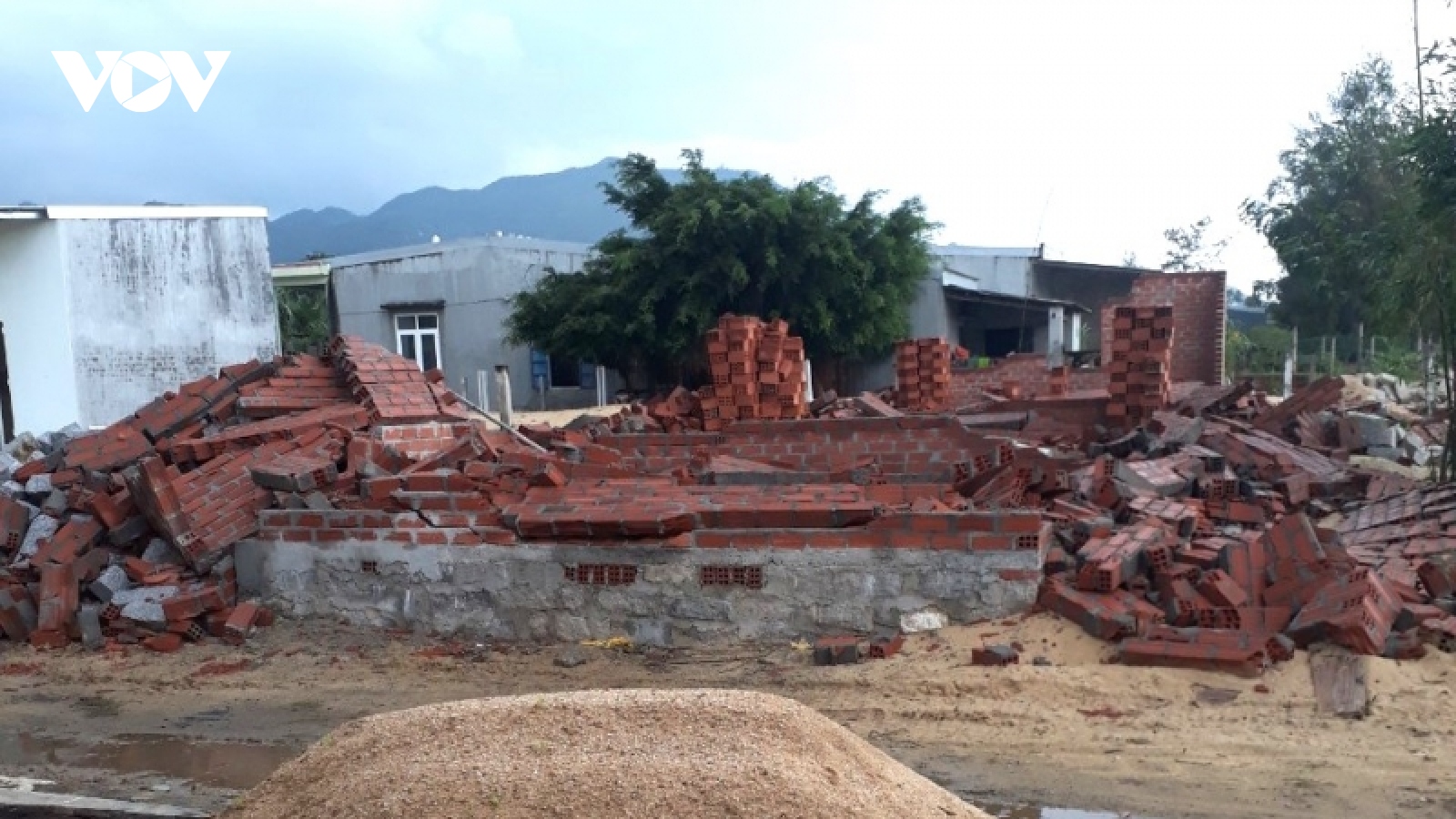 Lúng túng trong xử lý các công trình xây dựng trái phép