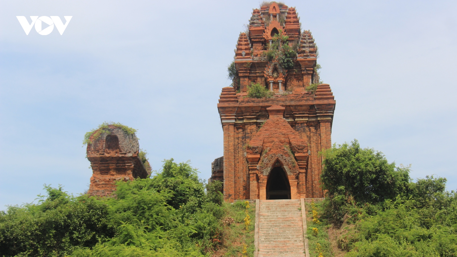 Bình Định đầu tư tu bổ, tôn tạo và phát huy giá trị tháp Chăm