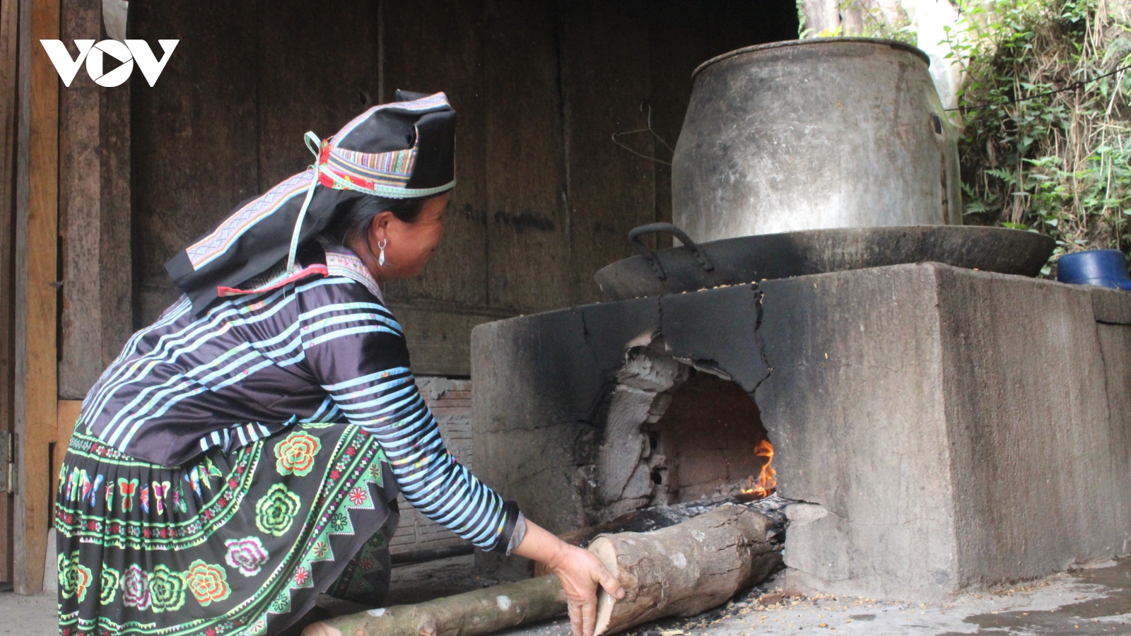 Rượu Hang Chú – hương vị vùng cao Sơn La