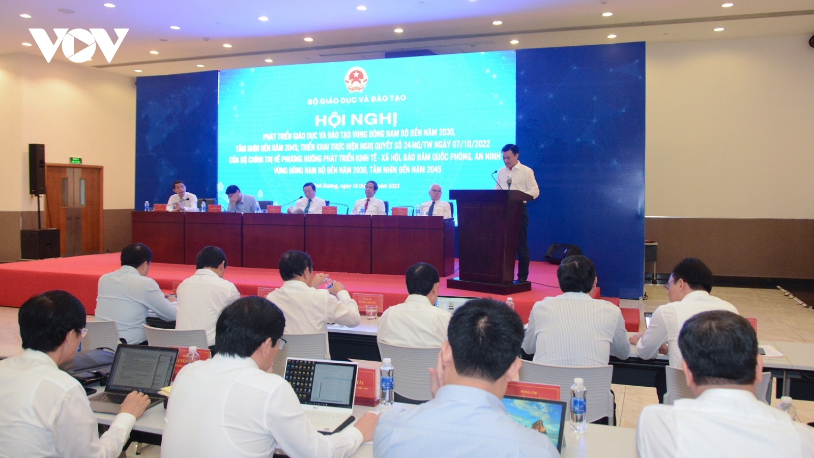 Số học sinh tăng cao, các tỉnh Đông Nam Bộ kiến nghị không giảm biên chế giáo viên