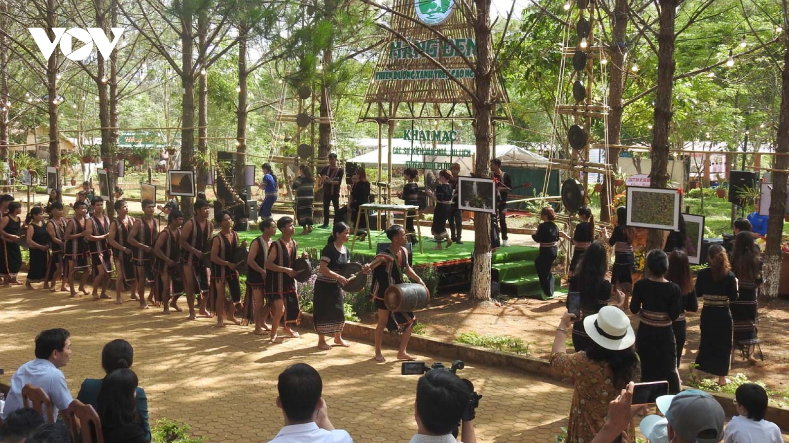 Khởi động chuỗi hoạt động văn hóa - du lịch Măng Đen đón khách dịp 30/4