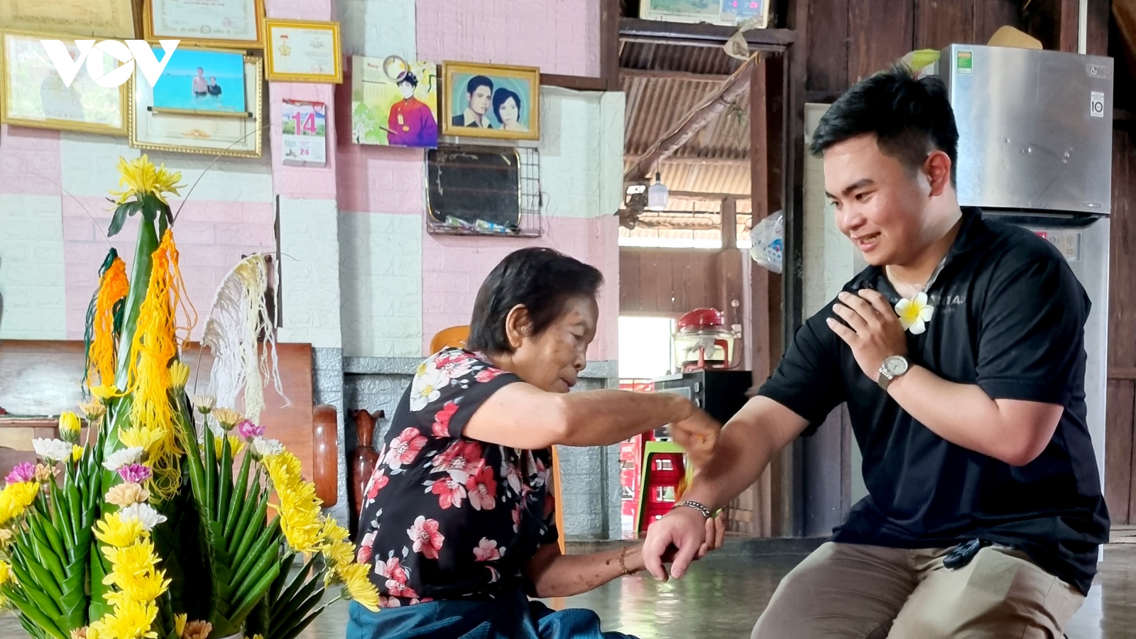 Rộn ràng Tết Bunpimay nơi “làng đảo” Buôn Đôn, Đắk Lắk