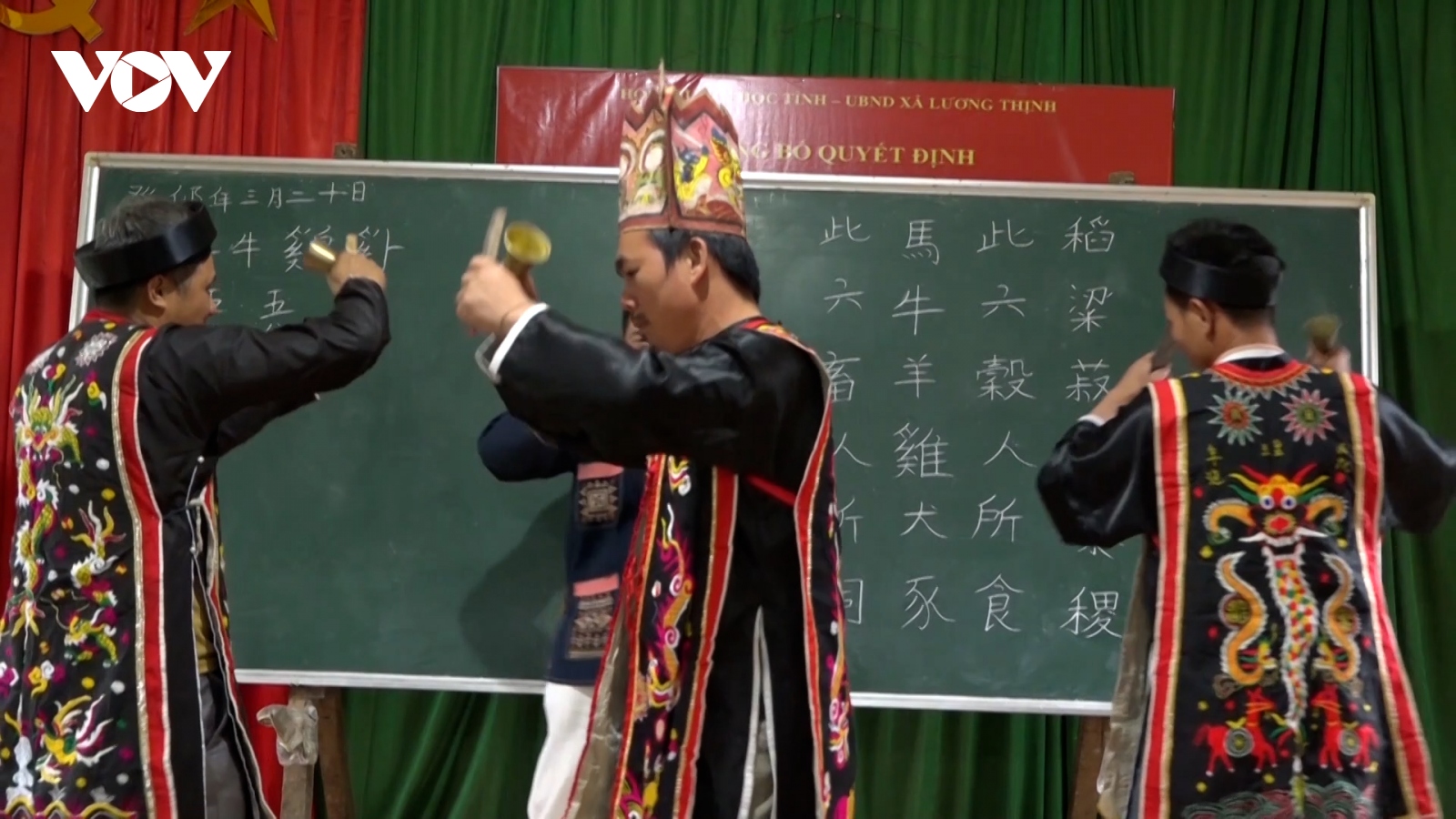 Giữ gìn văn hóa Dao ở Khe Cá