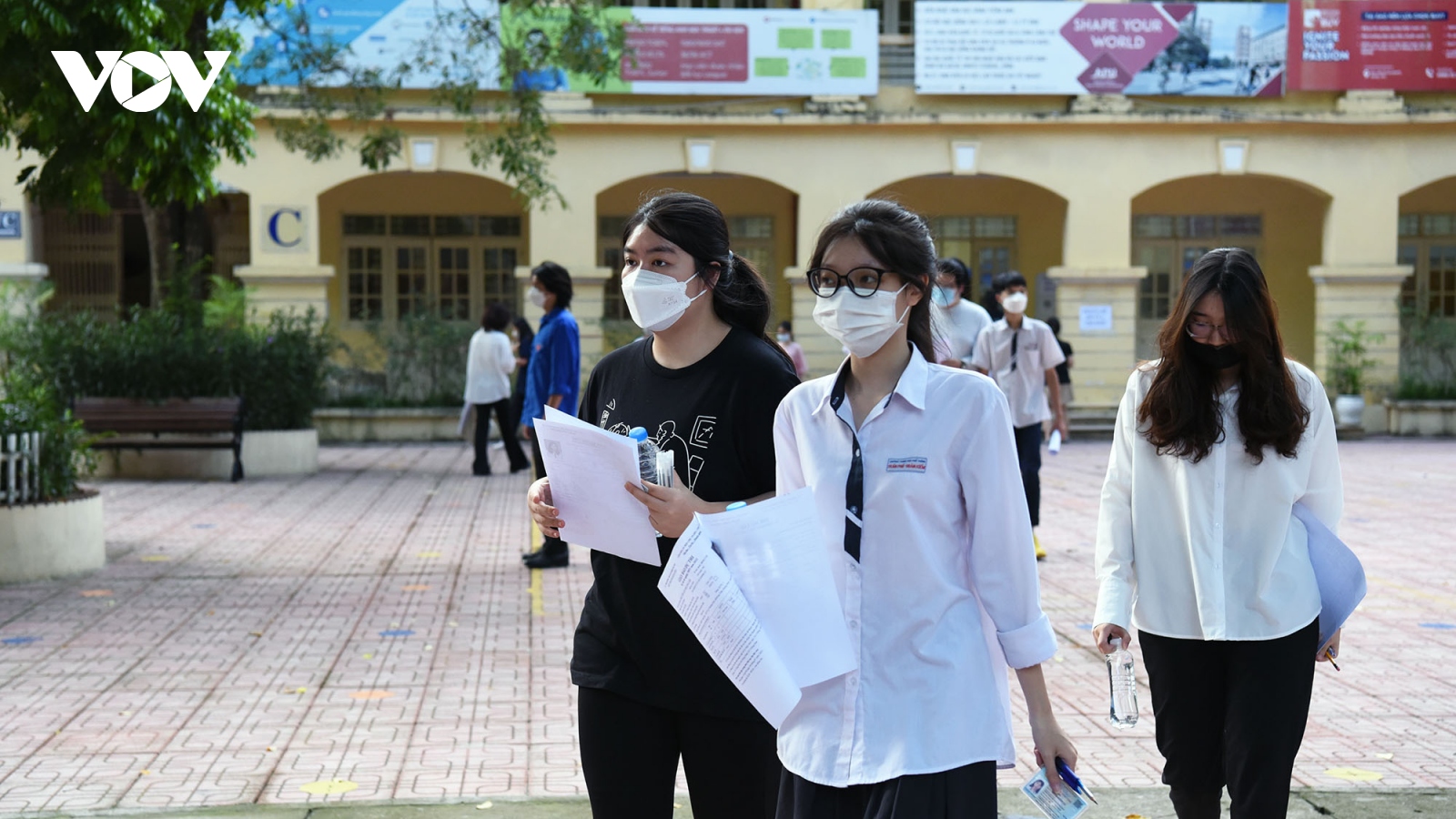 Thi tốt nghiệp THPT: Nhiều tỉnh miền núi bố trí chỗ ăn ở cho thí sinh ở xa đi thi