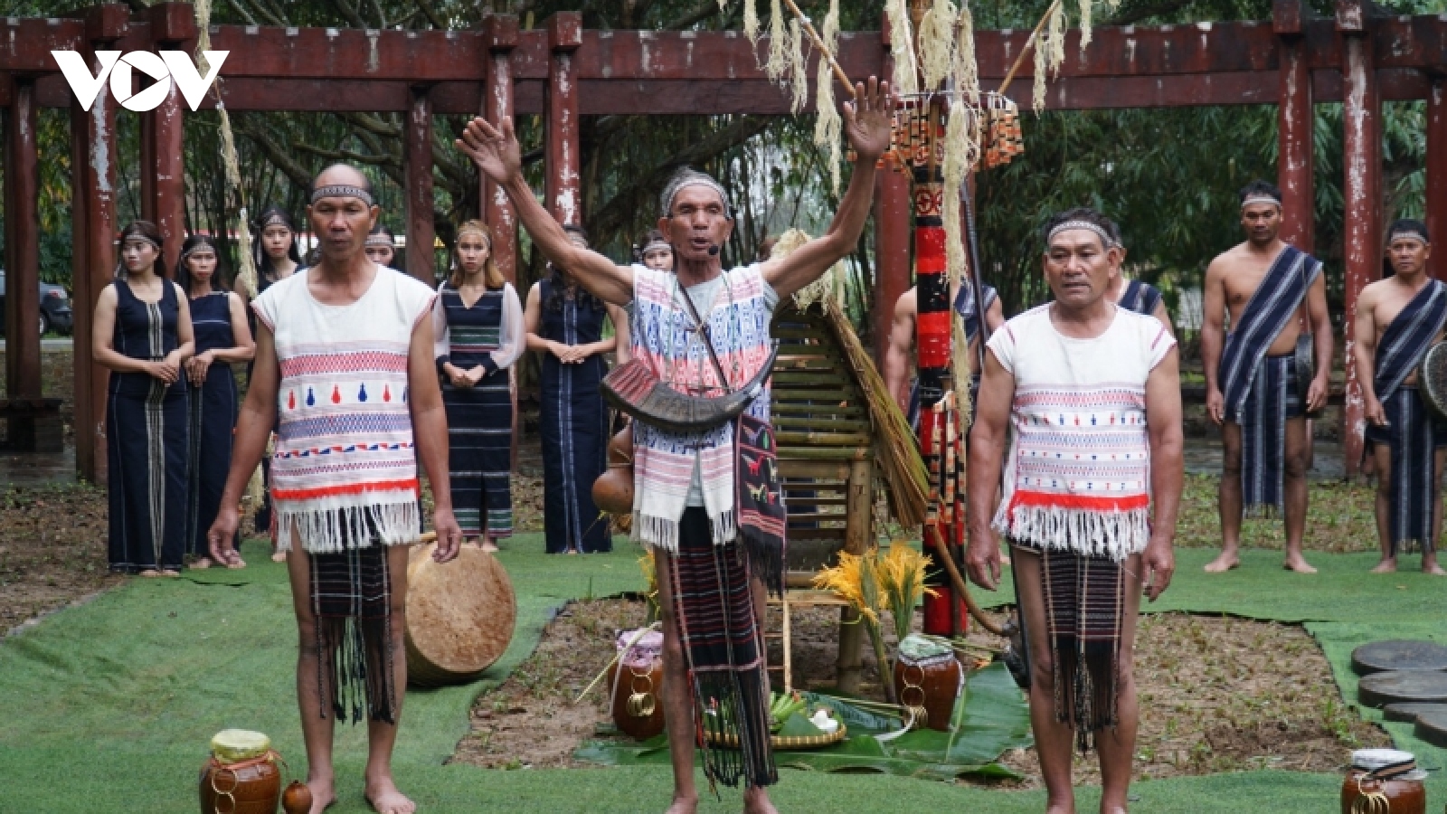 Nghệ nhân ưu tú K’Tiếu – người níu giữ âm vang cồng chiêng cho buôn làng