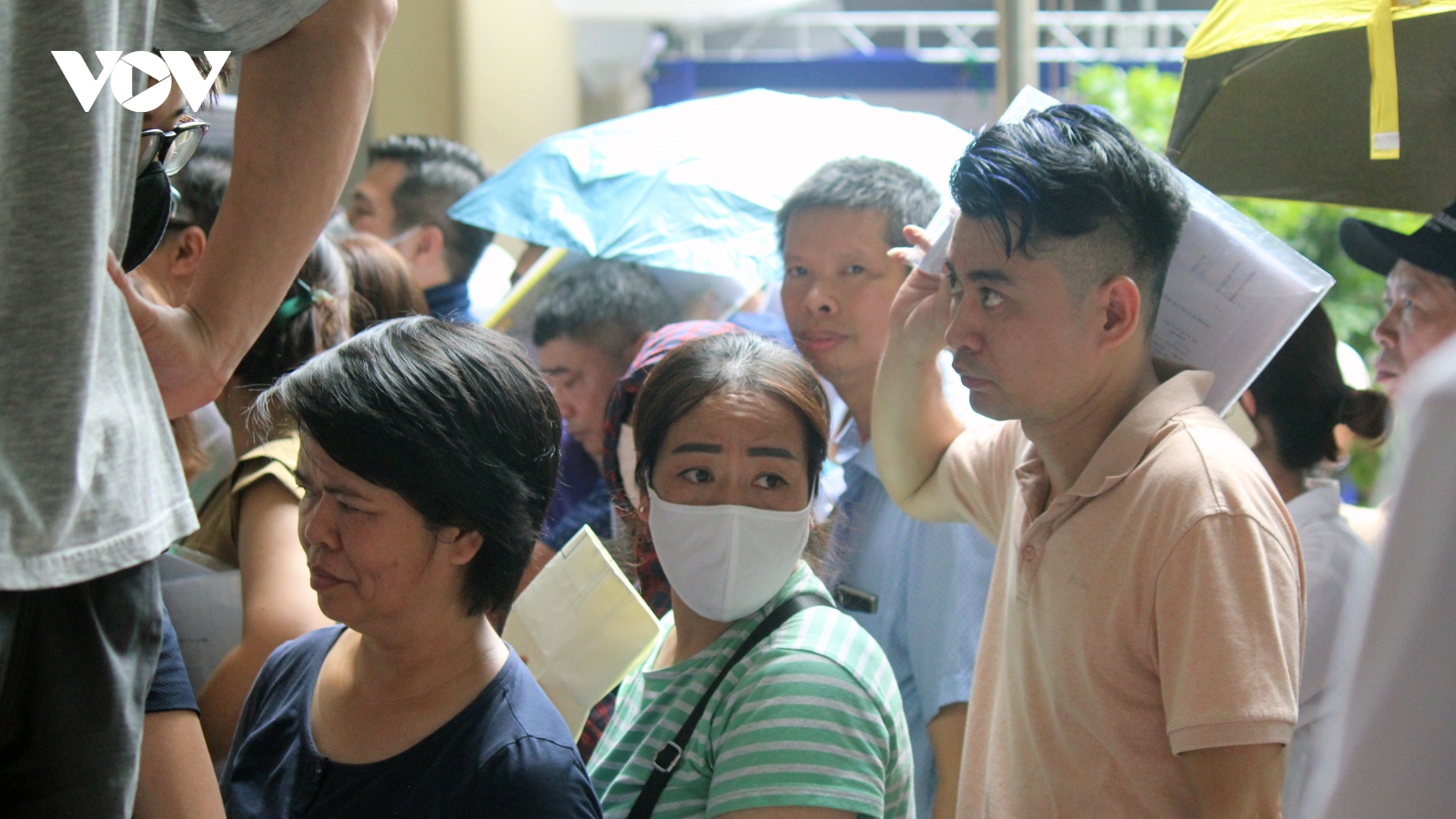 Gian nan cuộc đua tìm trường cho con sau khi trượt lớp 10 công lập