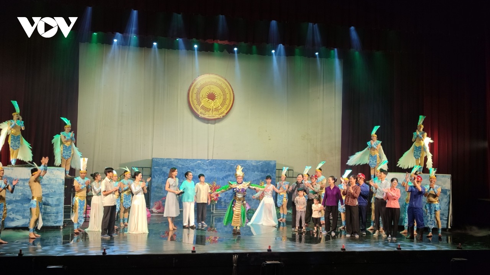 Công bố tác phẩm nghệ thuật "Về nguồn" của đạo diễn Lê Chính