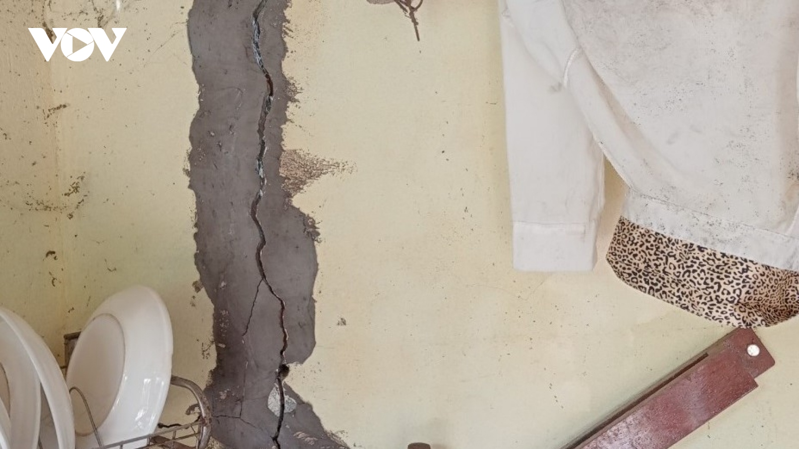 Quảng Ninh đánh giá tác động việc nổ mìn làm rạn nứt nhà dân