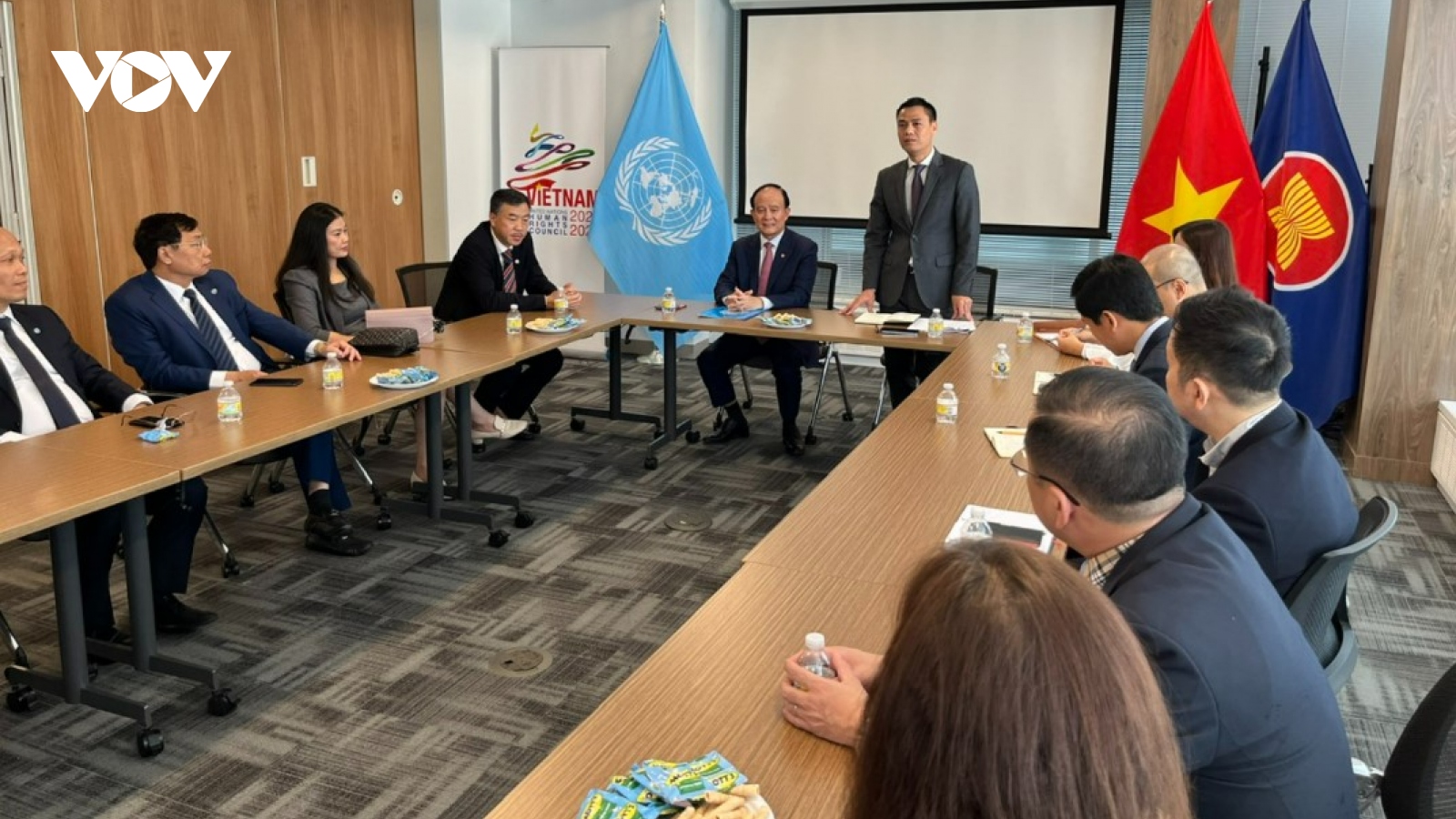 Phái đoàn Việt Nam tại Liên Hợp Quốc làm việc với đoàn đại biểu TP.Hà Nội