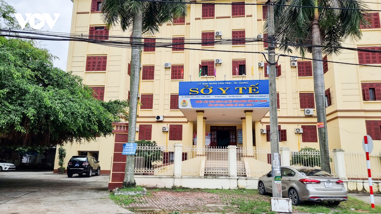 Giám đốc Sở Y tế Bắc Giang Từ Quốc Hiệu xuống làm Phó Giám đốc