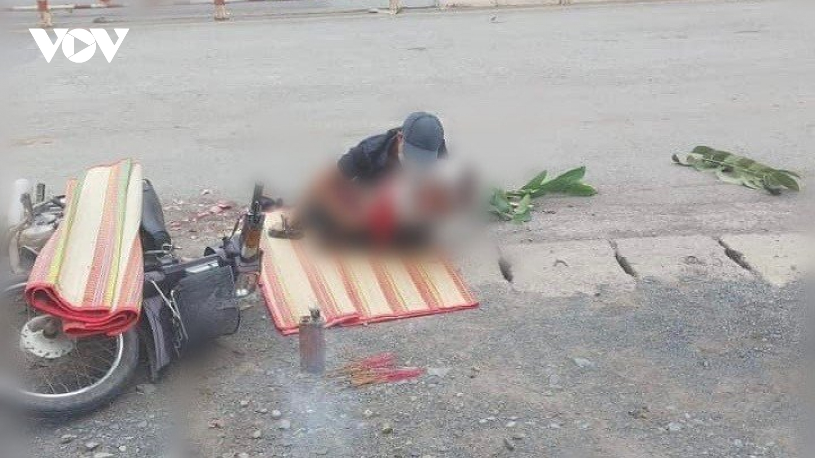 Xe rác va chạm xe máy, học sinh lớp 1 tại Đồng Nai tử vong