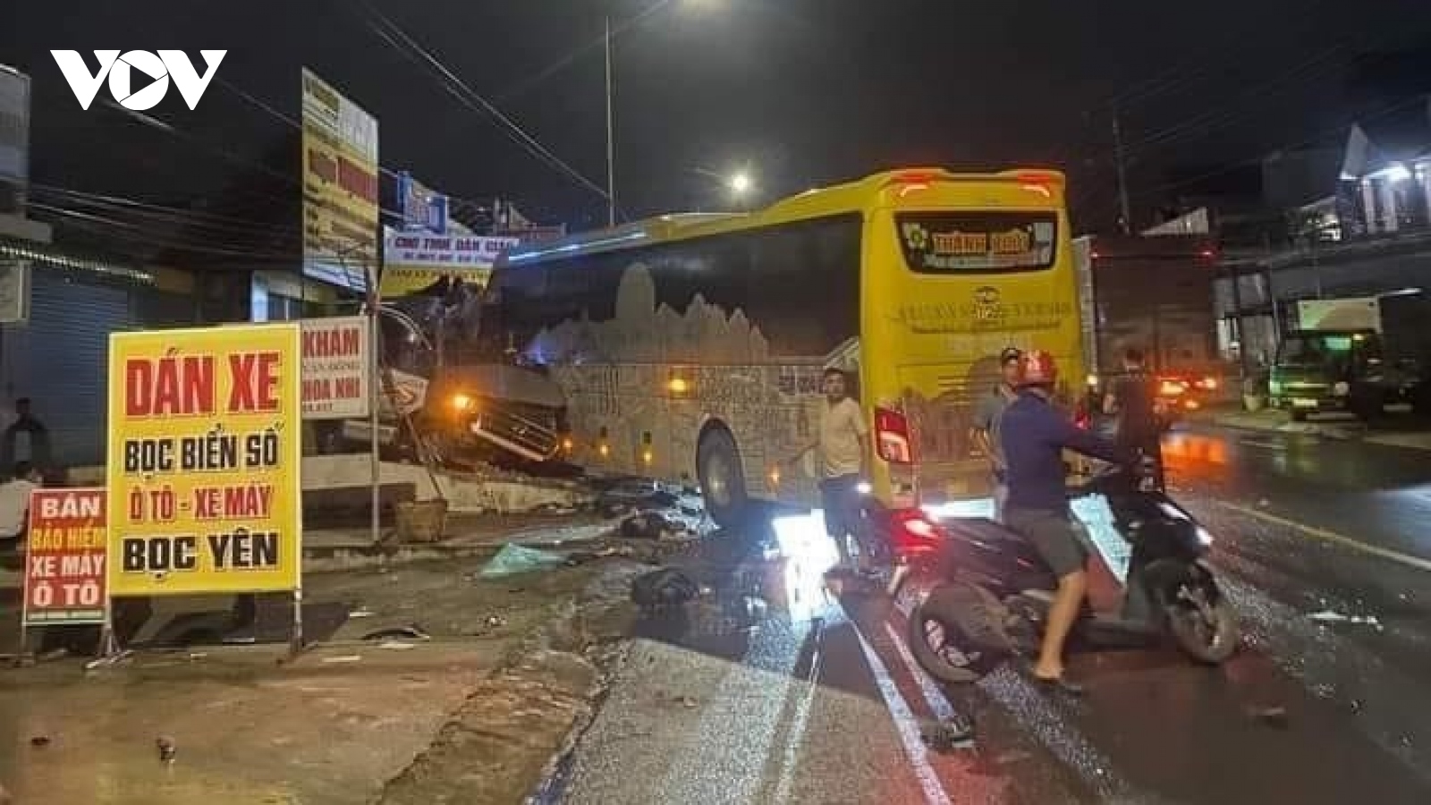 Tài xế xe Thành Bưởi vượt trái gây ra vụ tai nạn 9 người thương vong