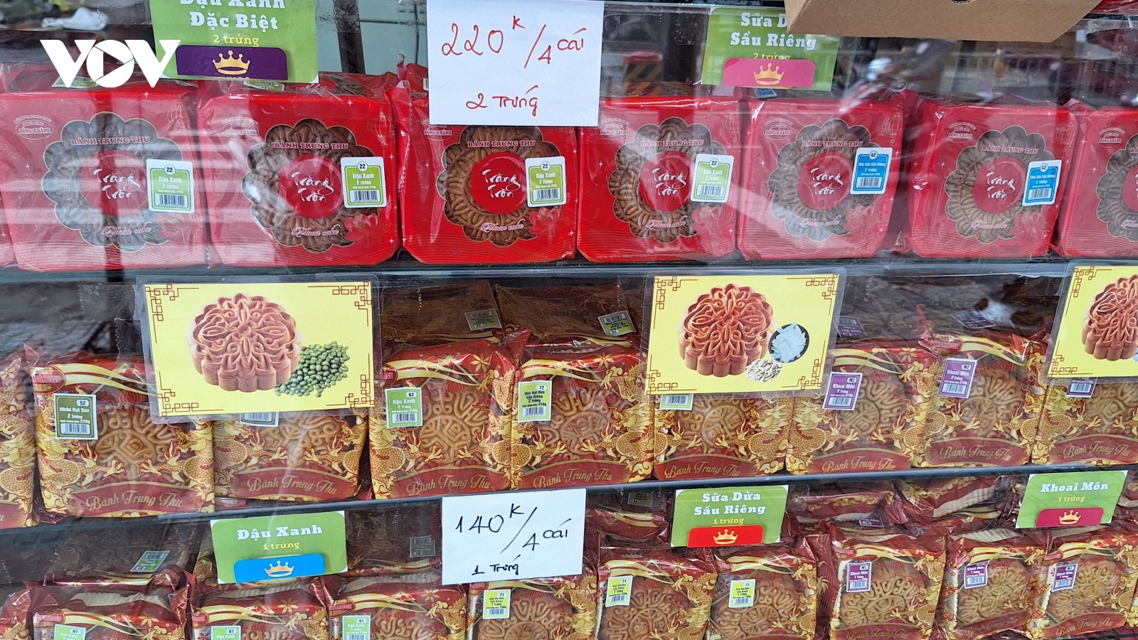 Bánh trung thu ở TP.HCM thưa vắng khách