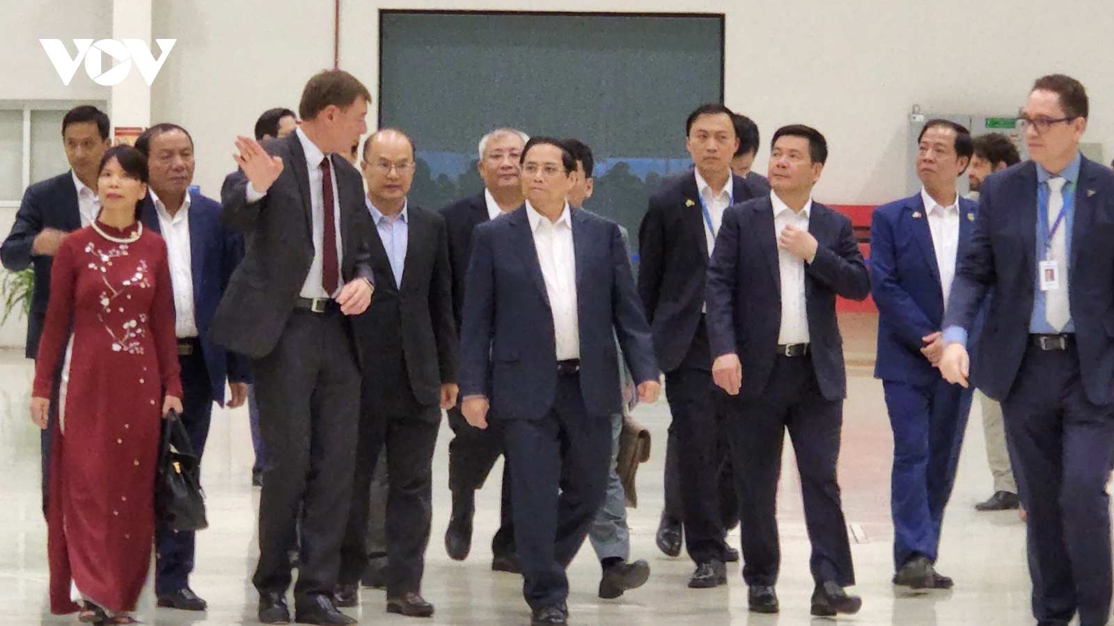 Thủ tướng Phạm Minh Chính thăm Tập đoàn hàng không vũ trụ Embraer