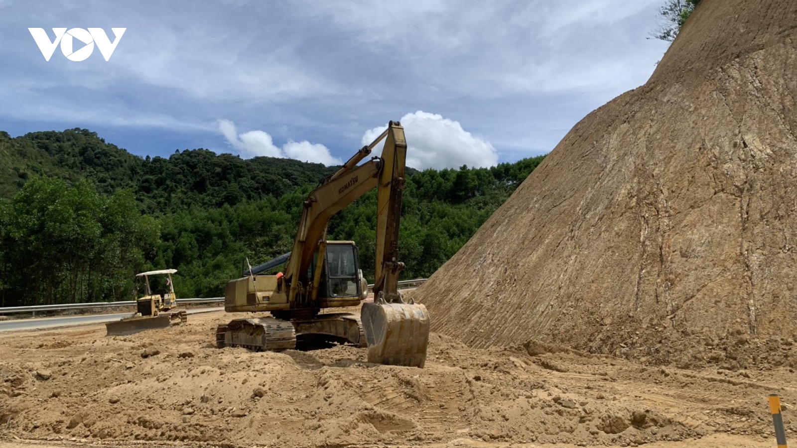 Khắc phục "điểm đen" tai nạn giao thông trên Quốc lộ 49 tỉnh Thừa Thiên Huế