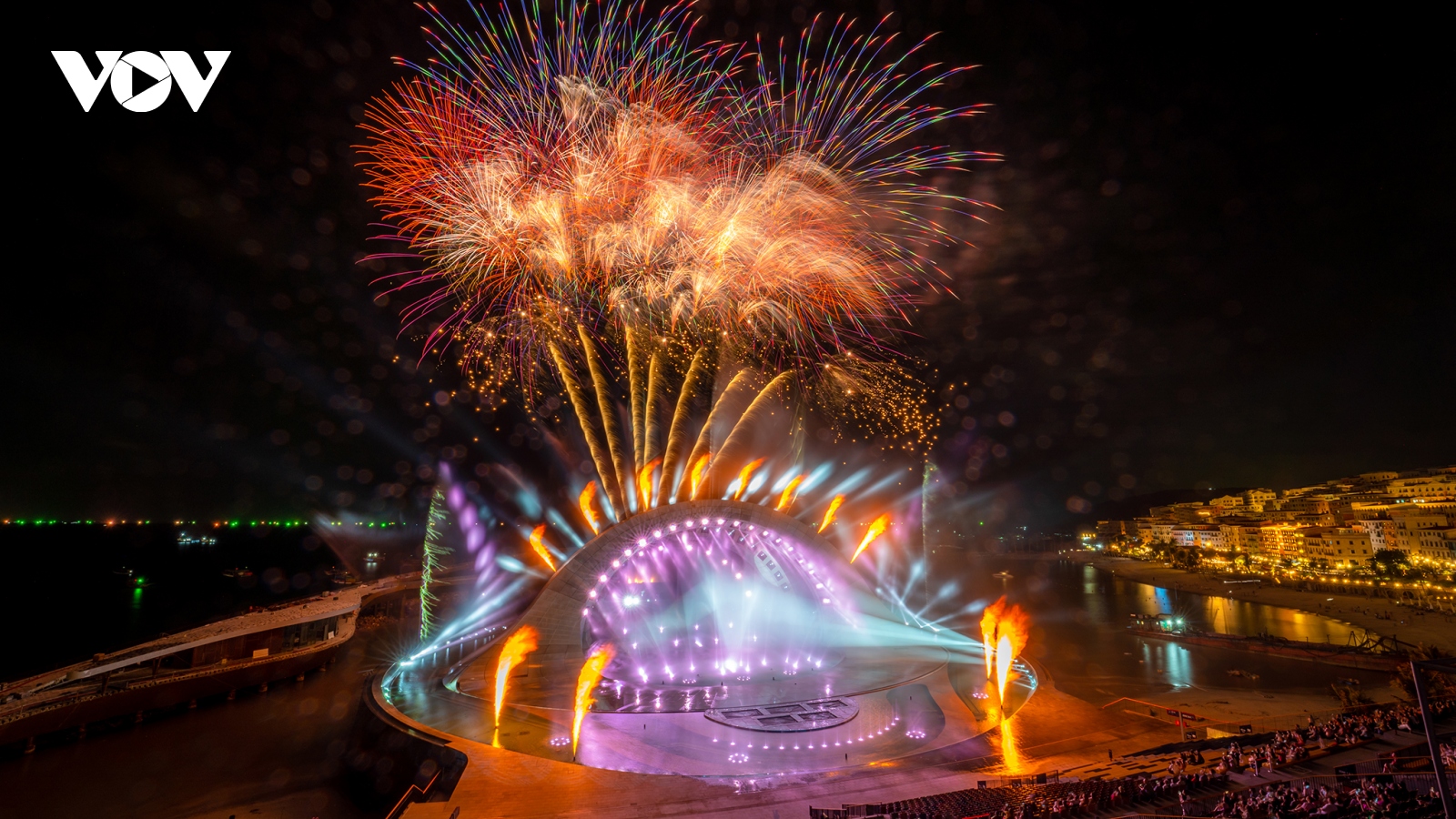 Sôi động các chuyến bay quốc tế đến Phú Quốc dịp cuối năm