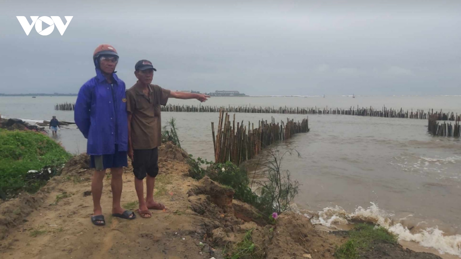 Nhiều hộ dân sạt lở nặng ở Quảng Nam vẫn chưa di dời đến nơi an toàn