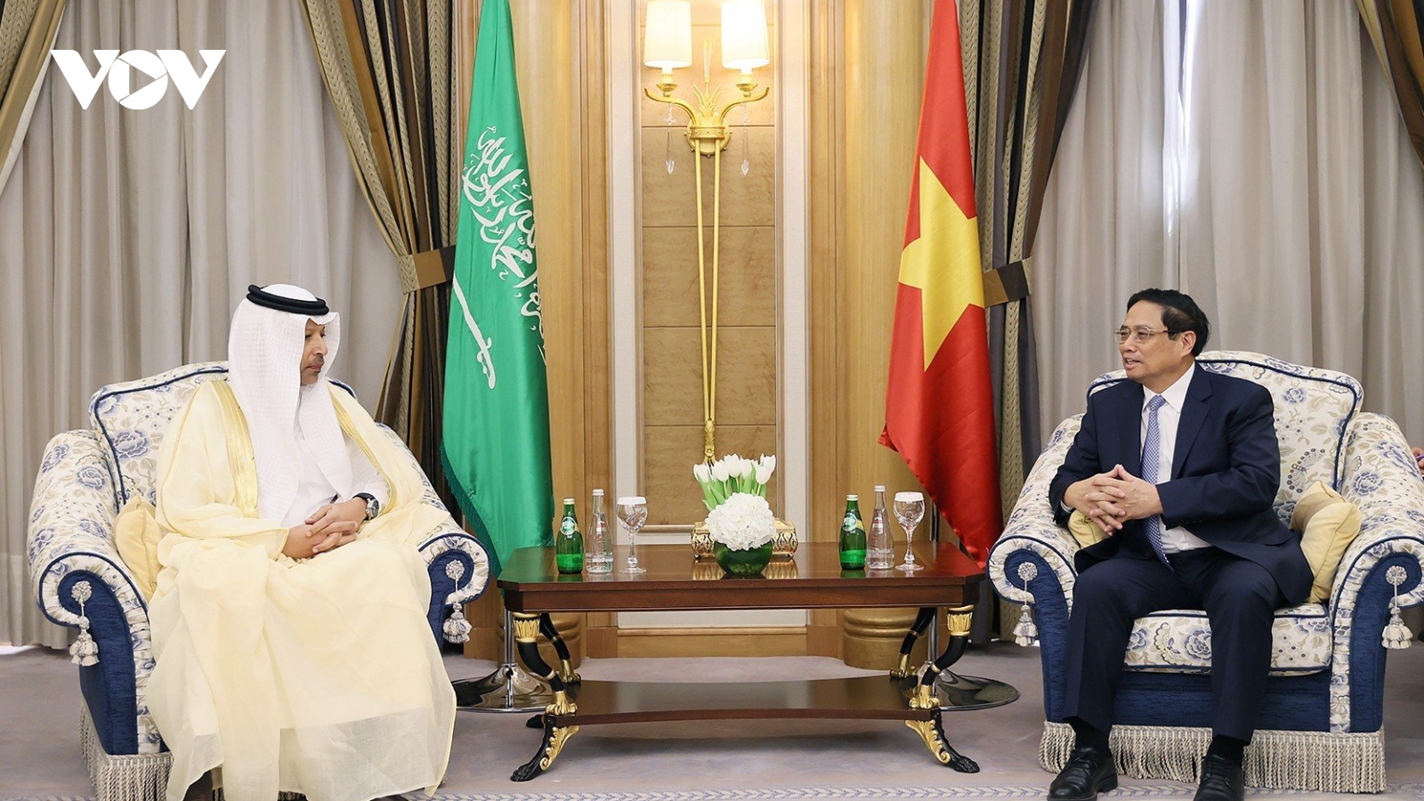 Thủ tướng Phạm Minh Chính tiếp lãnh đạo Tập đoàn Aramco