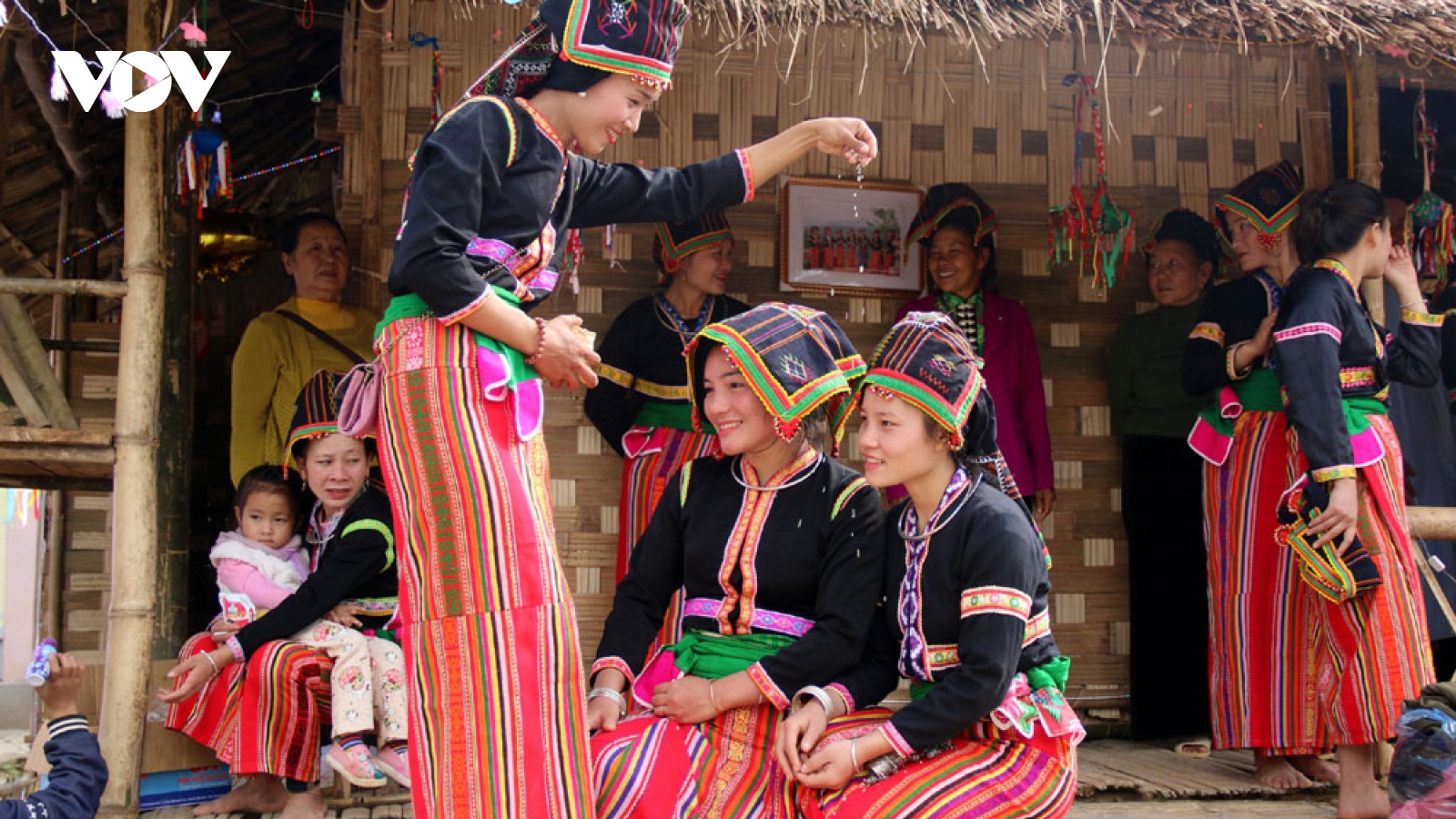 Bảo tồn, lưu giữ kho tàng văn hóa đặc sắc của người Cống Nậm Khao