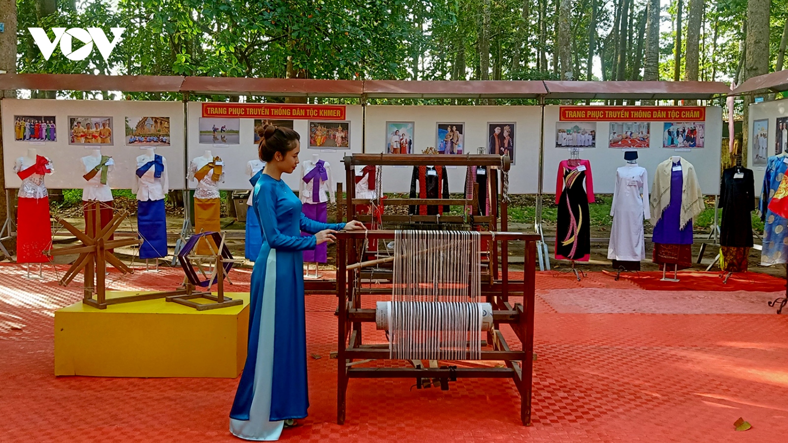 Trà Vinh: Khai mạc trưng bày triển lãm hưởng ứng Ngày Di sản văn hóa Việt Nam