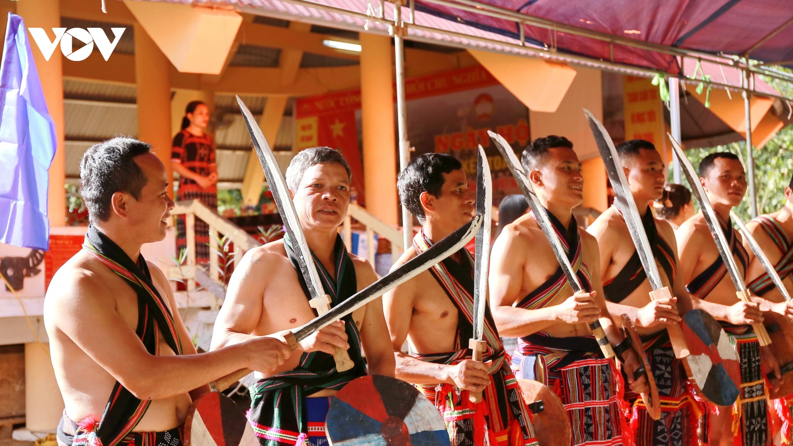 Vui hội kết đoàn tại vùng đồng bào dân tộc thiểu số tỉnh Quảng Nam