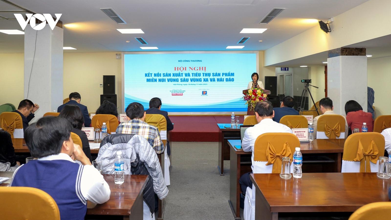 Kết nối sản xuất và tiêu thụ sản phẩm miền núi, vùng sâu, vùng xa và hải đảo