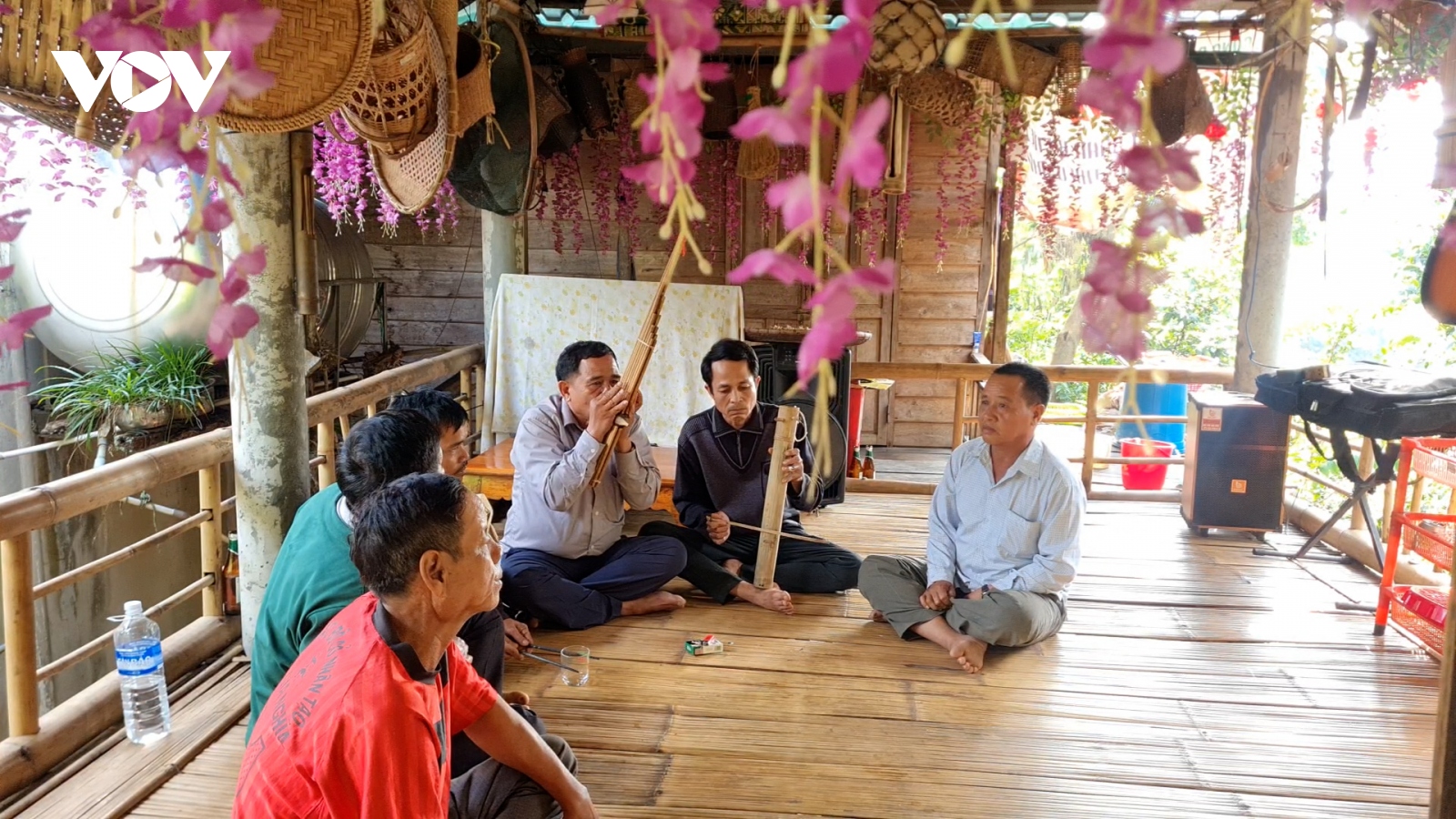 Hồ Chõ - Người lưu giữ bản sắc văn hóa của đồng bào Bru - Vân Kiều