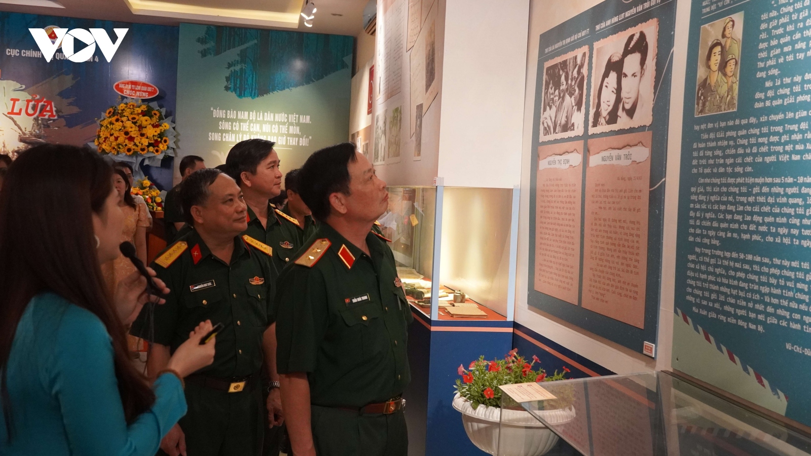 Triển lãm "Ký ức thời hoa lửa" - Câu chuyện từ thời chiến đến hoà bình