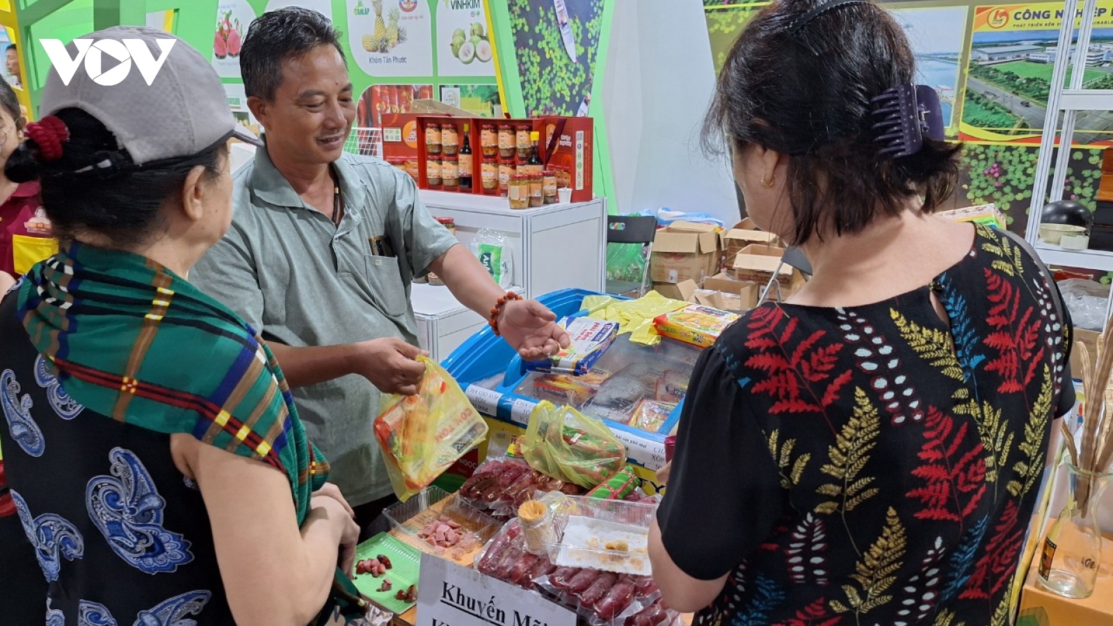 TP.HCM tăng cường kết nối chuẩn bị hàng hóa cho Tết