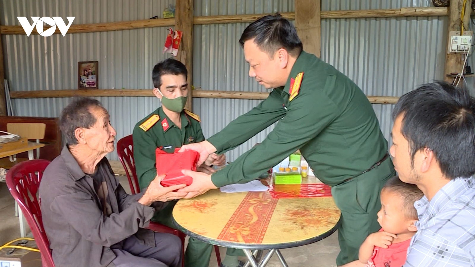 Những người lính quân y nơi cực Tây Tổ quốc