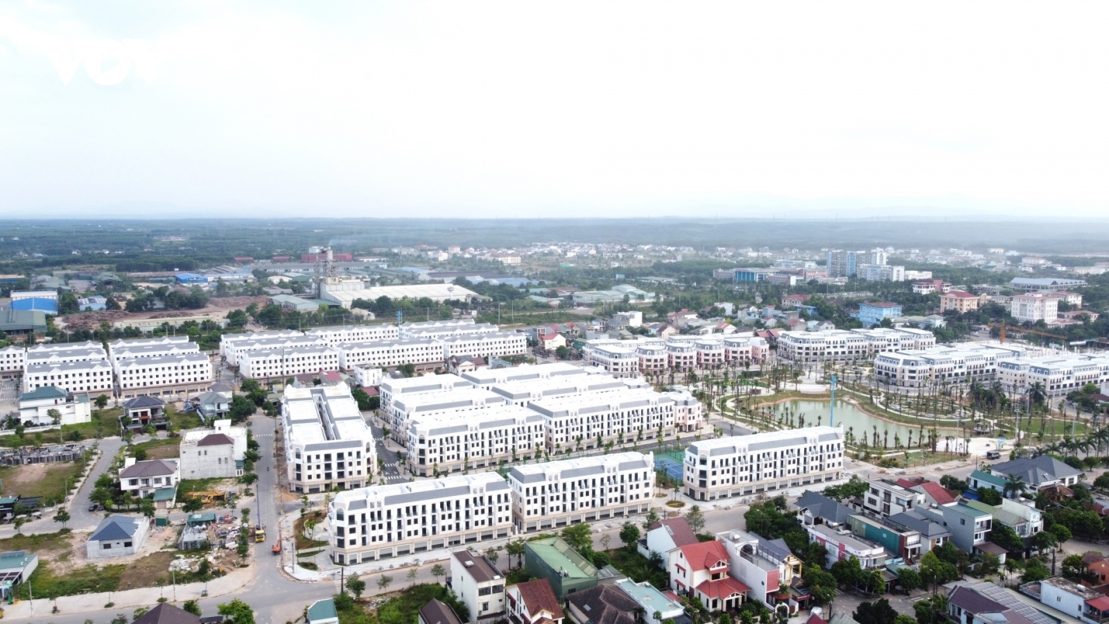 Quảng Bình thu ngân sách 5.700 tỷ đồng, hụt thu 1.300 tỷ đồng.