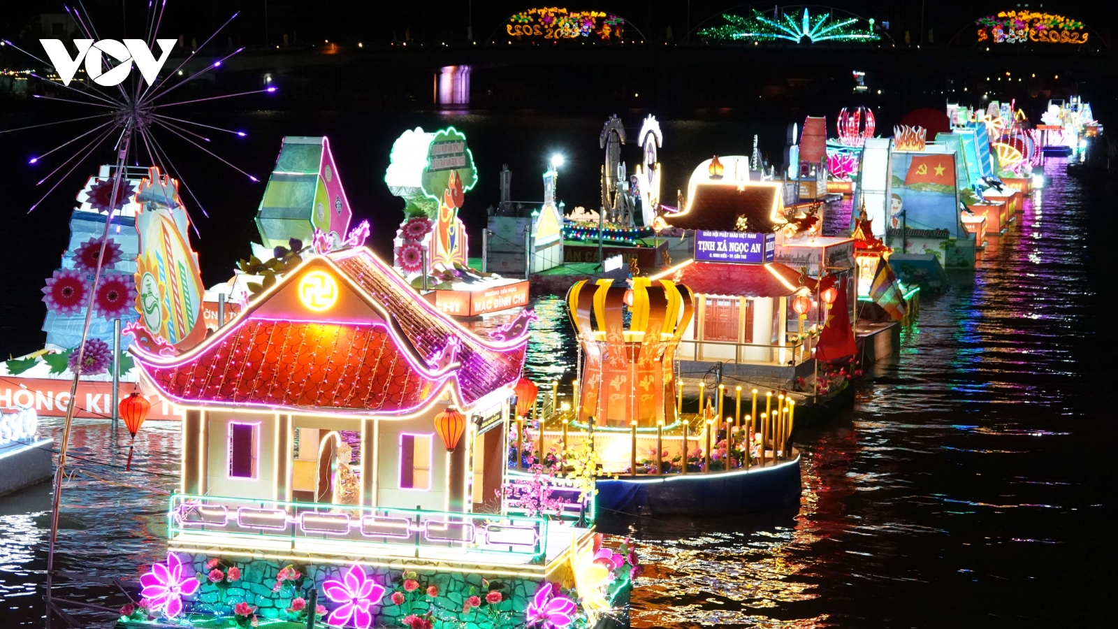 Ngày hội Du lịch - Đêm hoa đăng Ninh Kiều: Ngày hội của nghệ thuật ánh sáng