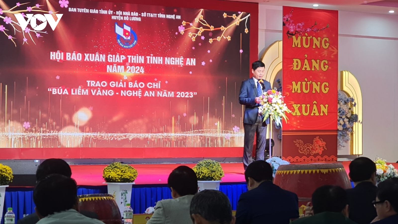 Khai mạc hội báo xuân và trao giải báo chí Búa Liềm vàng 2023