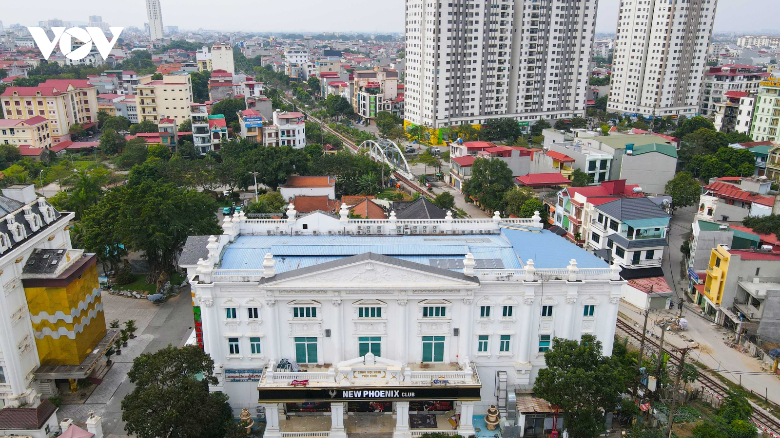 Bán rượu lậu, vũ trường New Phoenix ở Bắc Ninh bị xử phạt 90 triệu đồng