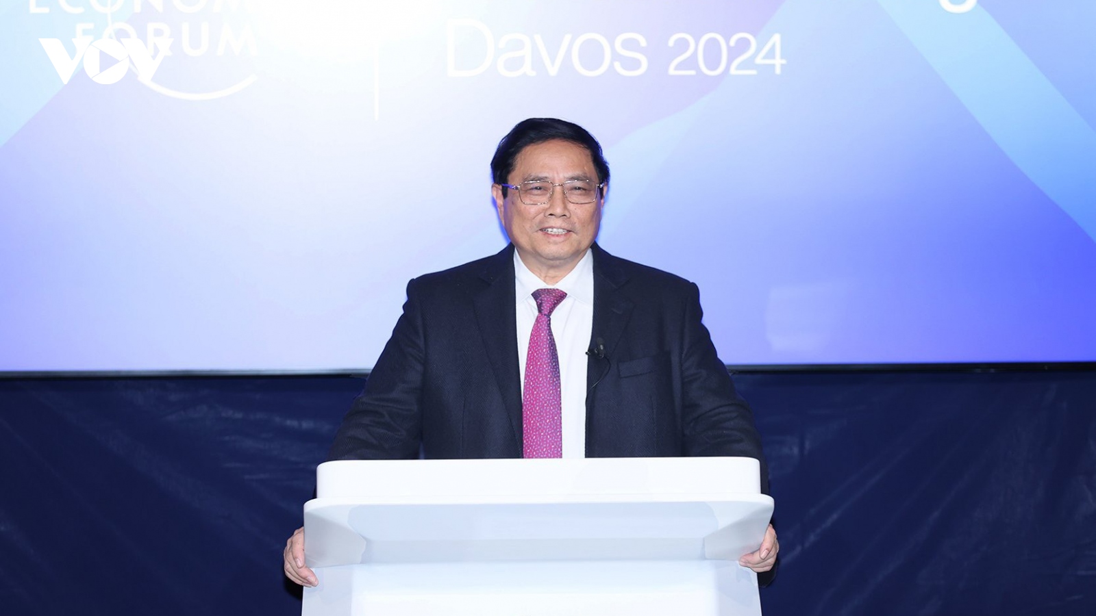 Thủ tướng dự Đối thoại chiến lược quốc gia Việt Nam và Diễn đàn Kinh tế Thế giới