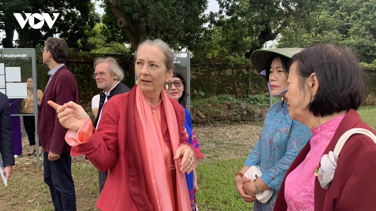 Người phụ nữ Đức 20 năm trọn vẹn tình yêu di sản Huế