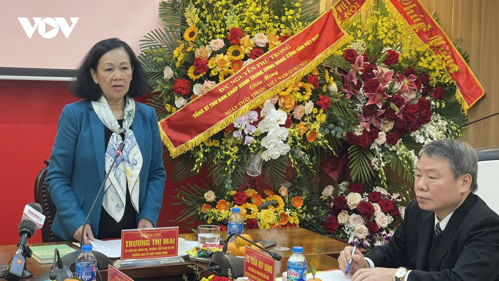 Nâng cao chất lượng bảo vệ, chăm sóc sức khoẻ cán bộ và người dân