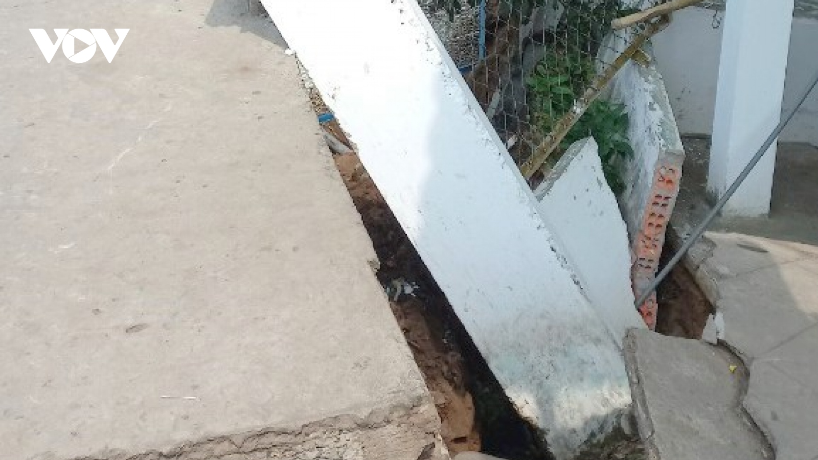 Cần Thơ ổn định cuộc sống cho những hộ dân bị ảnh hưởng sạt lở chiều 30 Tết