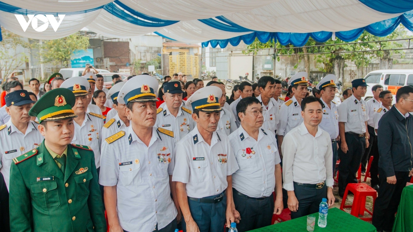 Máu xương anh nằm lại Gạc Ma, tên anh viết thành tên phố phường