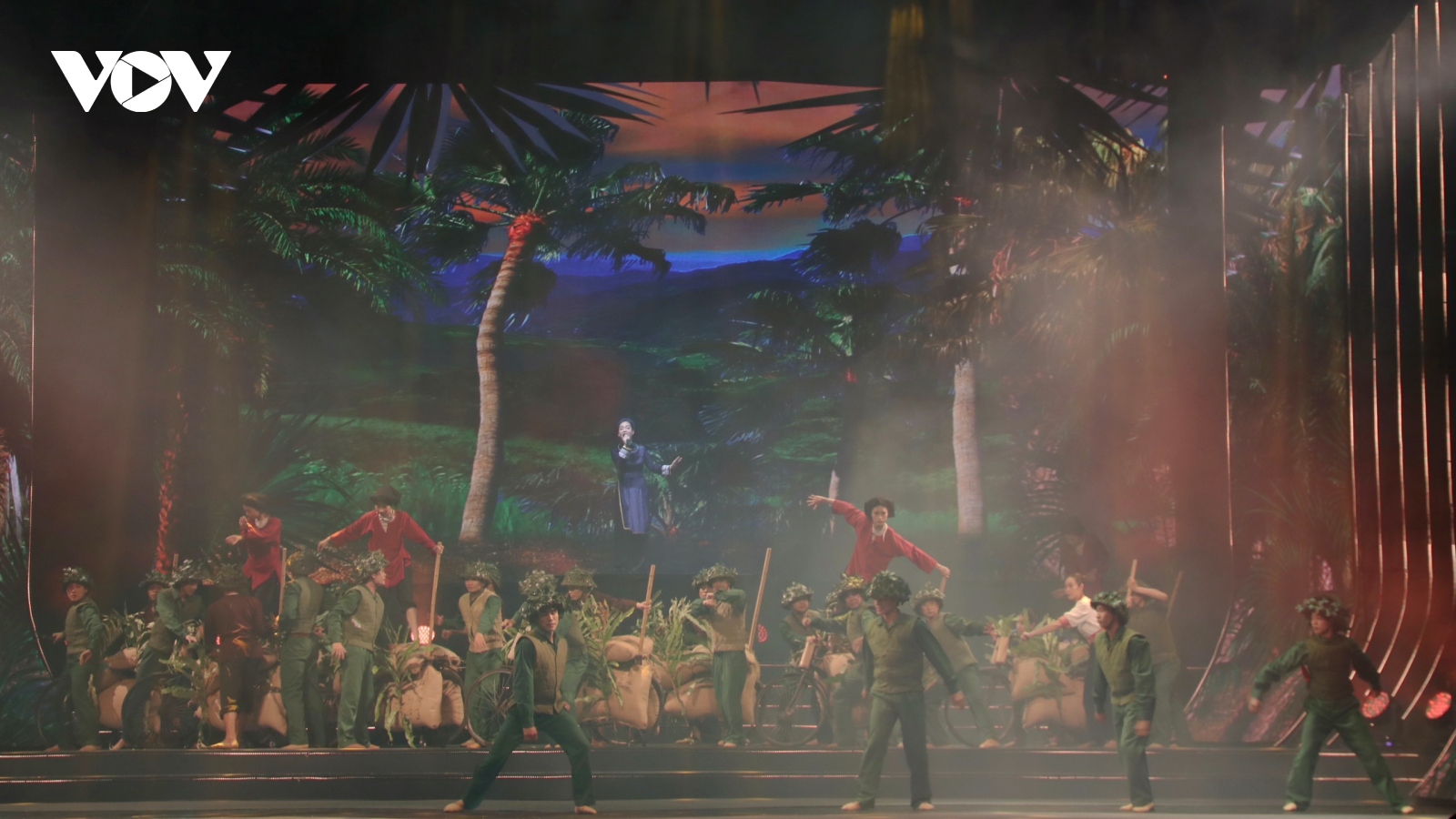 TP.HCM tổ chức chương trình nghệ thuật “Bản hùng ca vang mãi”