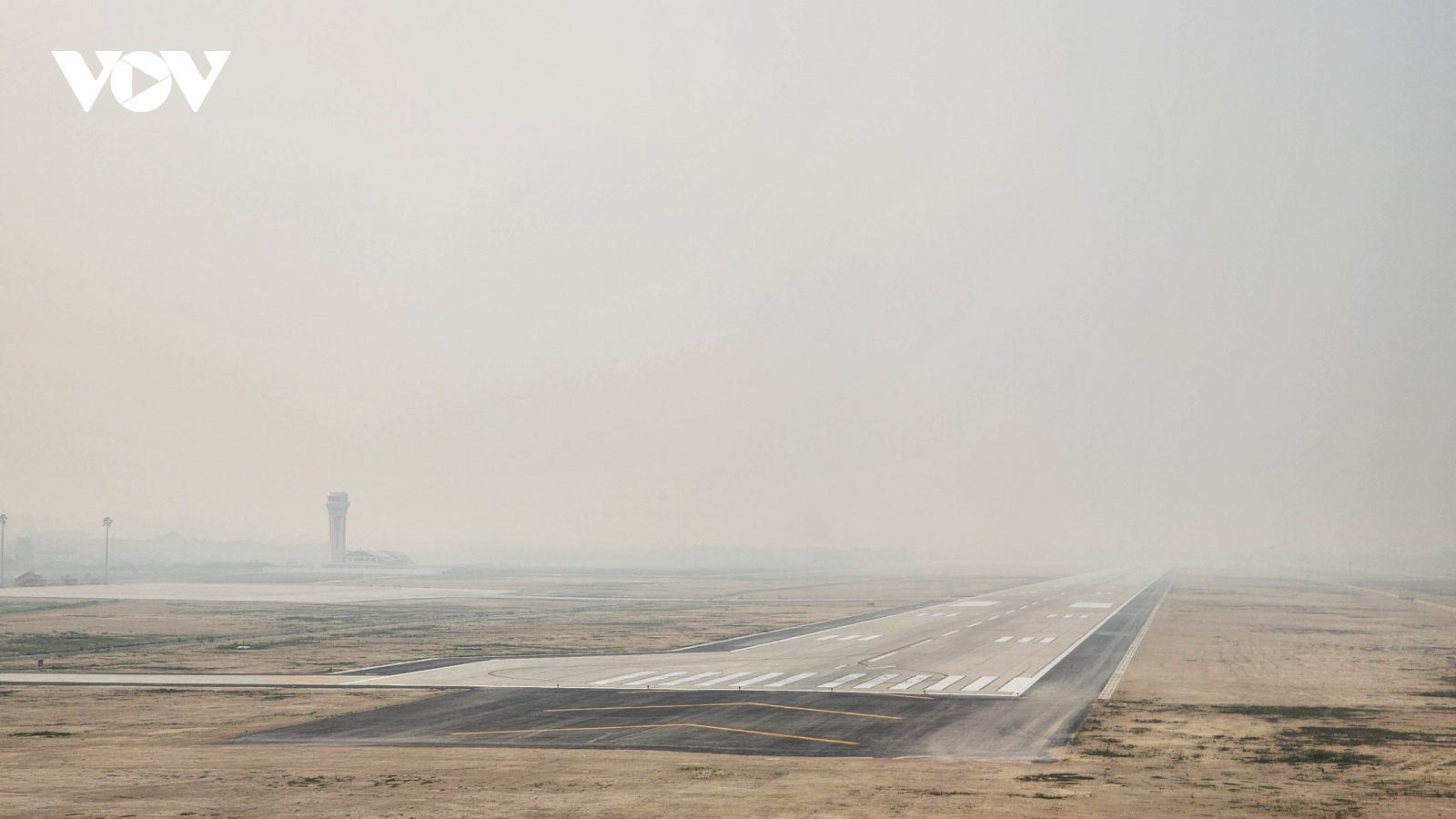 Chất lượng không khí ở mức xấu, nhiều chuyến bay đi/đến Điện Biên bị hủy