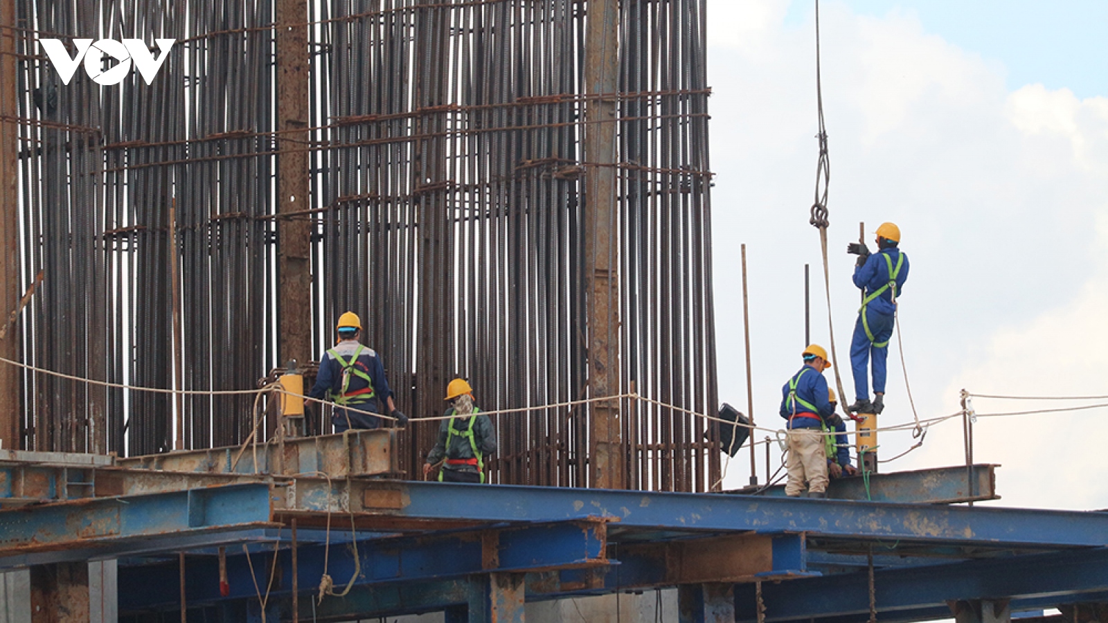 Đẩy nhanh tiến độ thi công dự án cầu Đại Ngãi