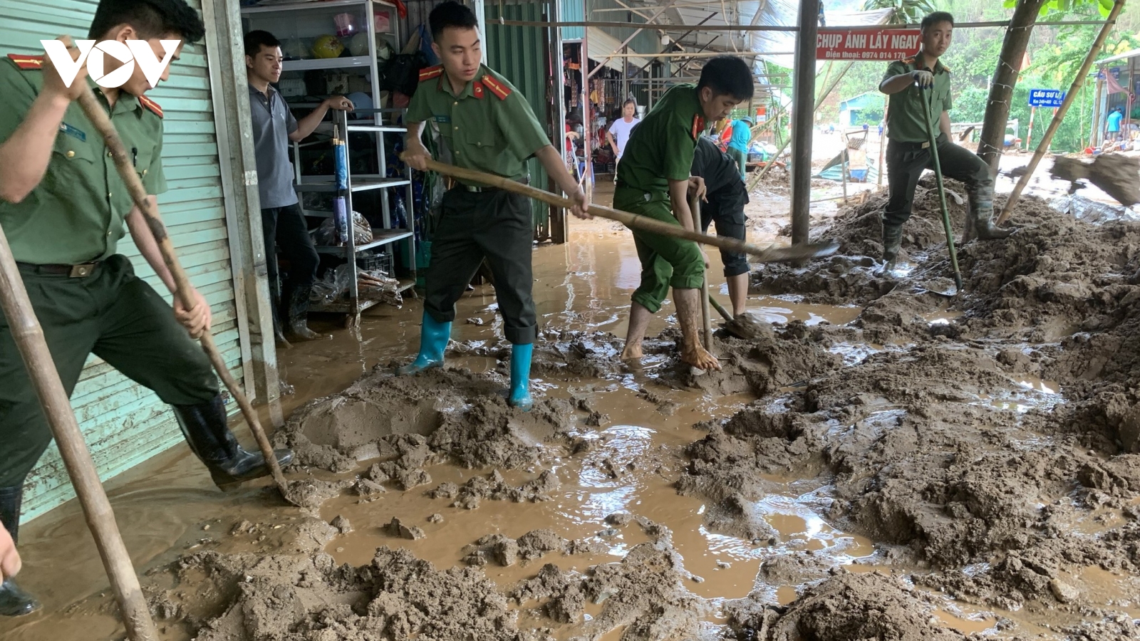 Nhiều địa phương của Điện Biên bị thiệt hại do lũ quét, mưa đá